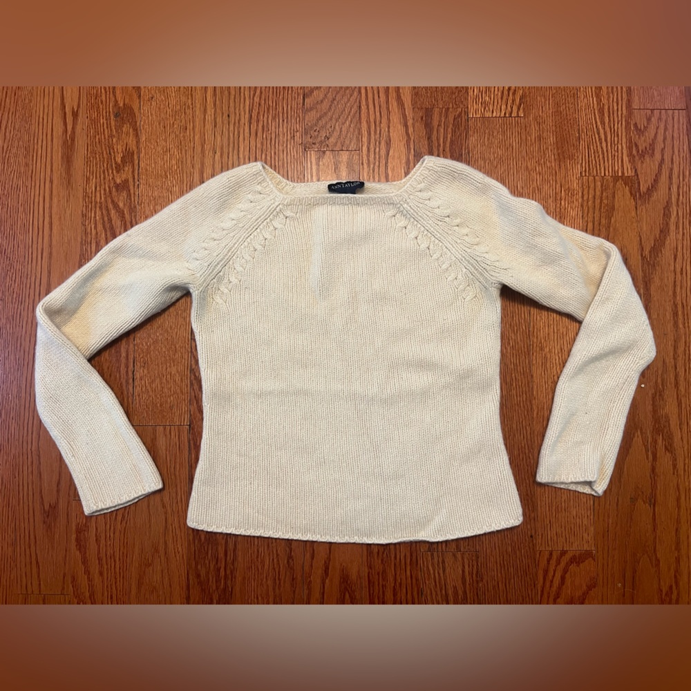 Ann Taylor 100% Cashmere Sweater
